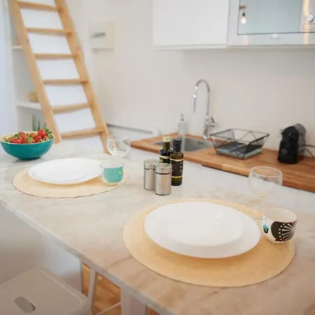 Apartment 6 Rue Coste Corail *