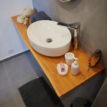 6 Rue Coste Corail *